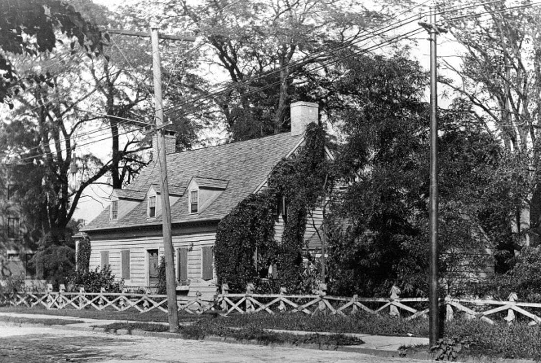 Archival photo of the family house in Newark